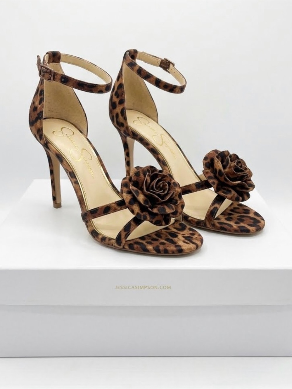 New with box Jessica Simpson Brown Leopard Heels